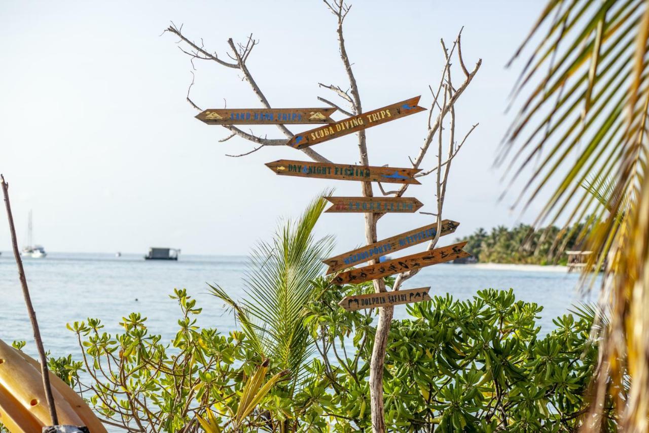 Portia Hotel & Spa Dhiffushi Exterior photo